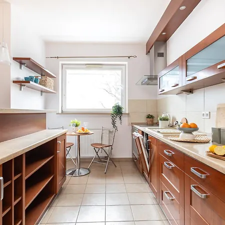 Superapart Dolna 24